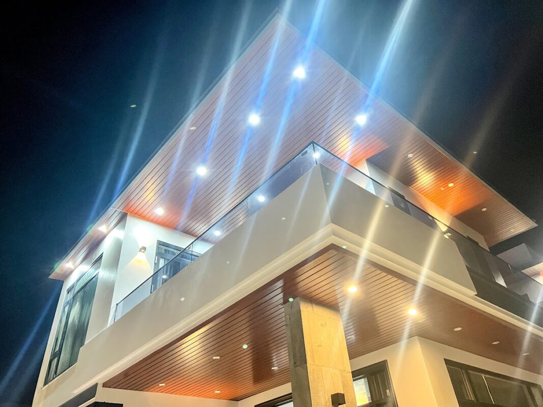 Trần nhôm G-shaped 100 - Nhà ở gia đình Anh Thành 7 tran nhom g shaped 3